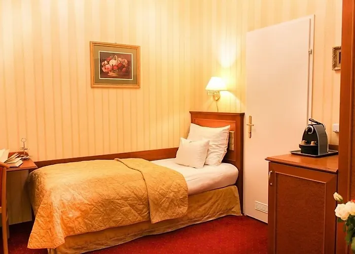 Opera I Self Check In I Ac In Hotel 4*
